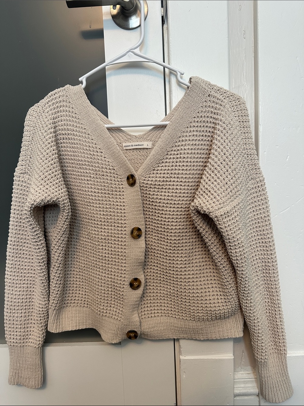 Cropped Button-down Cardigan